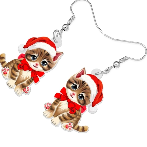 Adorable Cat Earrings with Santa Hat - Picture 3 of 5